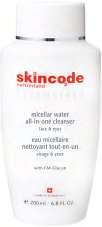 Skincode Arclemosó gél kombinált és zsíros bőrre Gyengéd habzó gél, mely alaposan tisztítja a bőrt és eltávolítja a sminket. Segít szabályozni a faggyútermelődést.