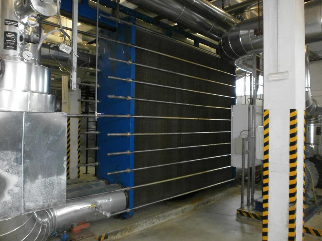 105 C Hozam: 6600-9000 l/min.