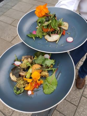 asmus+ program, 2018-1-HU01-KA102-047021 CHEF: Catering for Health Environment and Future Gyakran újítják az étlapot.