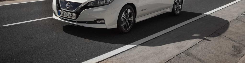 ELEKTROMOS AUTÓ TELE ÉLMÉNYEKEL A Nissan LEAF az egyik legnagyobb darabszámban értékesített elektromos autó.