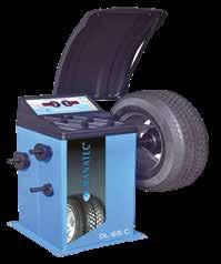 felniszélesség 1,5-20" Max. kerékátmérő 900 mm Max. keréksúly 115 kg Tápfesz.
