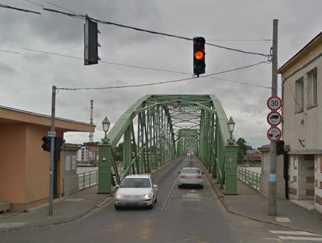 A híd közúti hálózati szerepe A meglévő belvárosi