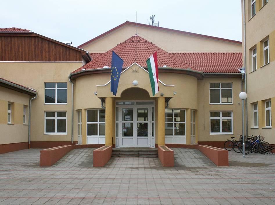 PEDAGÓGIAI PROGRAM ÉS HELYI TANTERV DEMECSERI OKTATÁSI