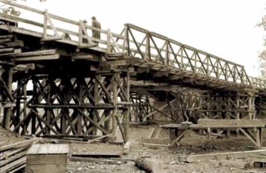 világháború után Budapest, Kossuth híd A második nap