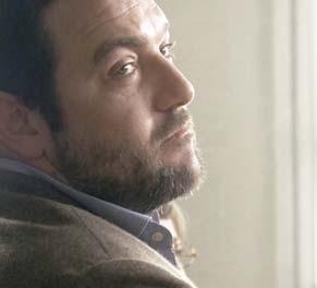 A bűnös Ugyan hamarosan forgatják az amerikai remake-et ake Gyllenhaal főszereplésével, aki teheti, inkább pótolja a dán eredetit.