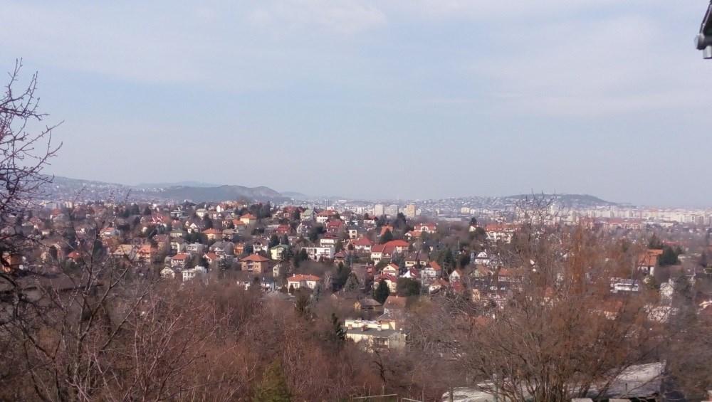 Épület sugárzások helyszíni felmérése Épület vizsgálat típusok Gamma-dózisteljesítmény mérés a nagyobb helyiségekben (egy vagy több ponton) padlószinten, 1 és 2,5 m magasságban, illetve a falak