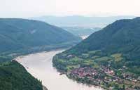 felár: 25 400 Ft Rádióvevős fülhallgató: 2 280 Ft Belépők: kb. 35 EUR. HAJÓS UTAK 1. nap. Budapest Komárom bősi vízlépcső Pozsony Indulás reggel Budapestről.