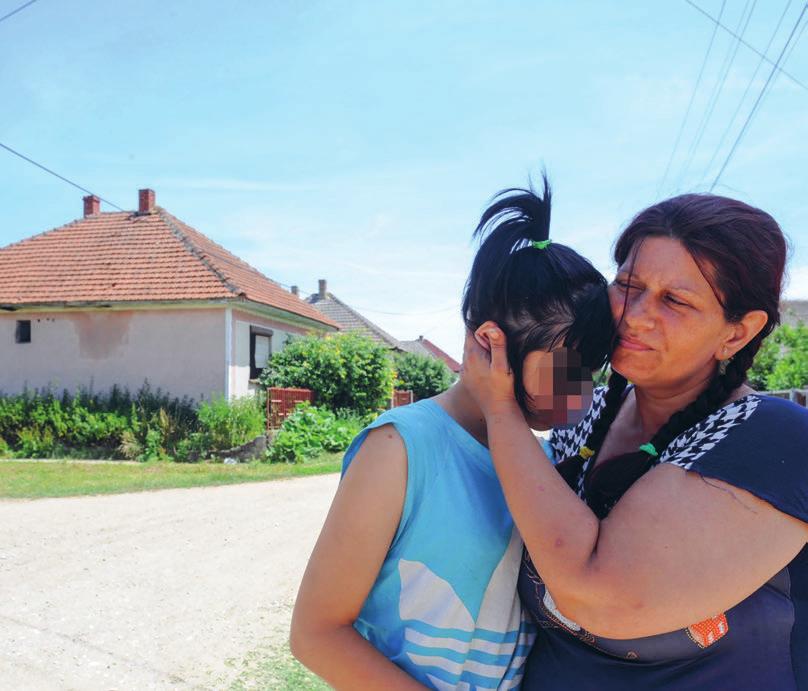 3 HETEN FAJTALANKODTAK A 15 ÉVES RÉMÜLT KISLÁNNYAL Petrát hibáztatják az erőszaktevők rokonai Egyre több megrázó részlet derül ki annak a 15 éves kislánynak a kálváriájáról, akit otthonától alig száz