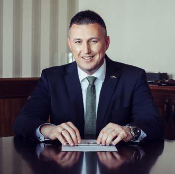 KÖSZÖNTŐ Tisztelt Tagunk! A Nemzeti Agrárgazdasági Kamara (NAK) legfontosabb feladata, hogy hasznos és értékteremtő szolgáltatásokkal segítse tagjait.