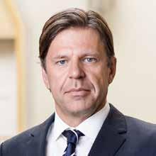Ádány Tamás Pesten dübörögnek tovább Ágházi Gyula Beépítik Budapest egyik legértékesebb telkét Árendás Gergely Elindult a dél-budai óriásfejlesztés 2011 óta az OTP Ingatlan Zrt.