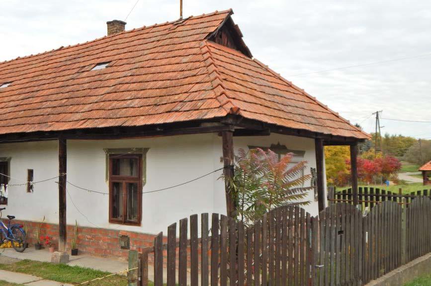 Ezek az épületek településképi értéket is képviselnek.