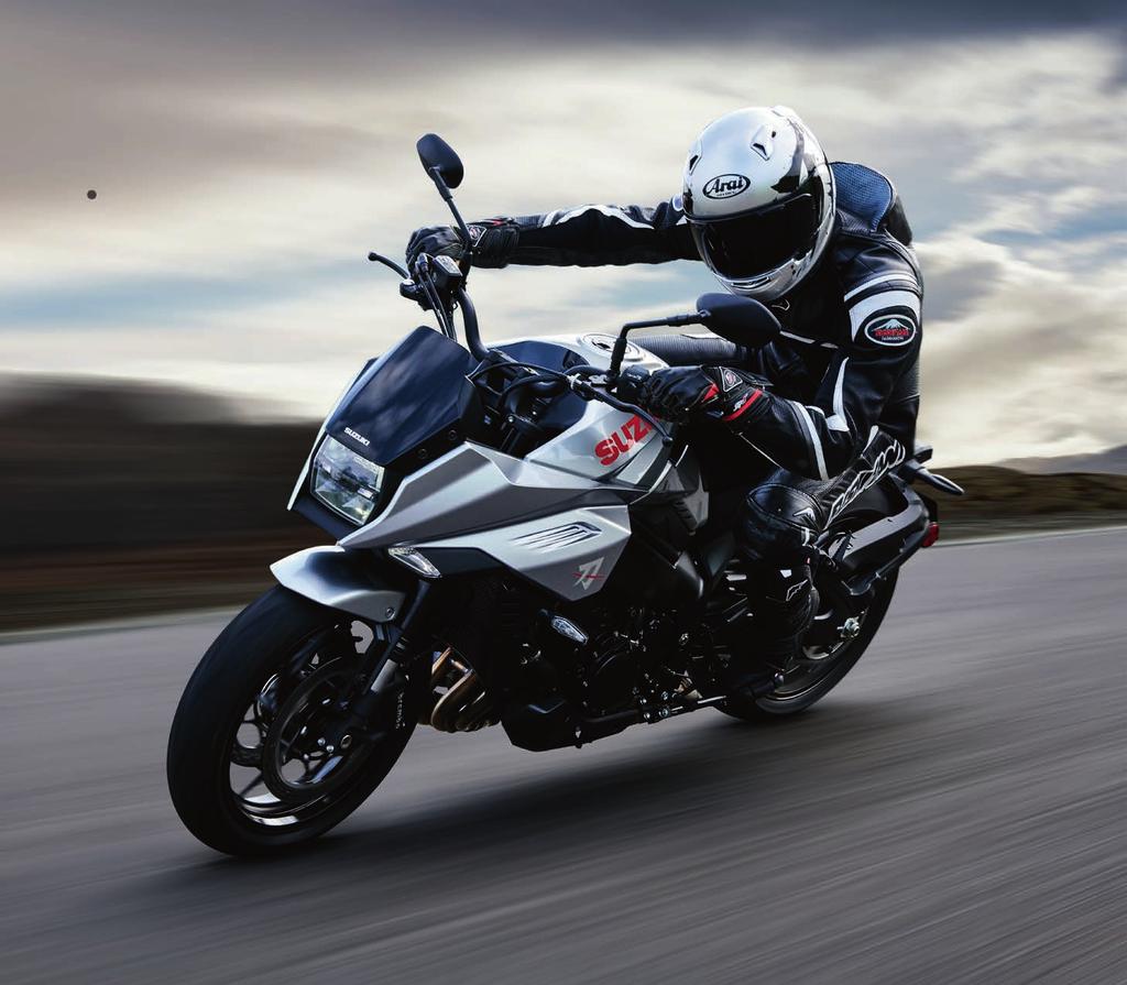 ELSŐVILLA-OLAJ MOTORKERÉKPÁR SZEMÉLYGÉPKOCSI ELSŐVILLA-OLAJ SS-05, 1 L 99000-990A1-S05 ELSŐVILLA-OLAJ SS-07, 1 L 99000-990A1-S07