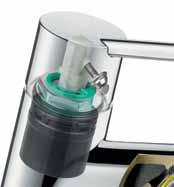 The wedge-shaped control lever of the Boltic handle prevents the handle wobbling in