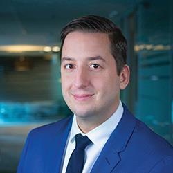 Szakértőink Tancsa Zoltán partner adó-