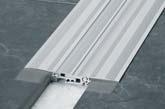 20) Schlüter -DILEX-BTO-A alumínium 8 ABT 80/O 125 40 10 ABT 100/O 125 40 12,5 ABT 125/O 125 40 15 ABT 150/O 125 40 17,5 ABT 175/O 125 40 20 ABT 200/O 125 40 Schlüter -DILEX-BTO-AE alumínium, matt,