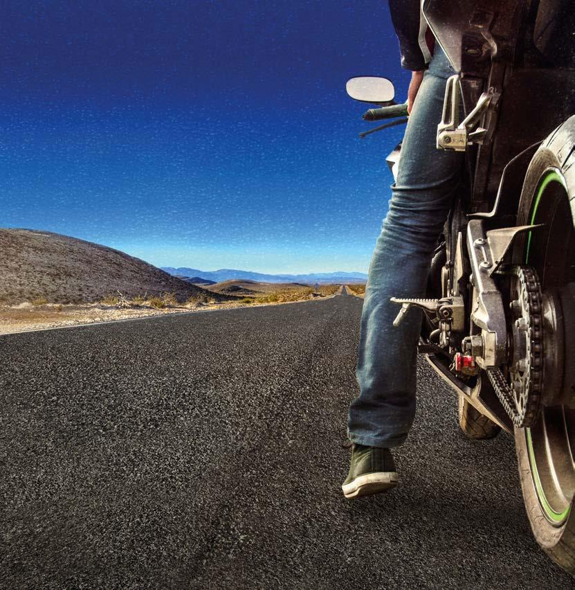 ENI MKP kenőanyagok Az eni i-ride Scooter 2T rendkívül alacsony füstölésű, szintetikus komponenseket tartalmazó kenőanyag, a legkorszerűbb, nagy teljesítményű, kétütemű motorok számára.