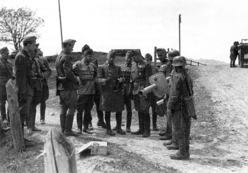 A két napig tartó visszavonulás során a legnagyobb veszteséget az áttöréshez legközelebb fekvő 12. gyalogezred zászlóaljai szenvedték.