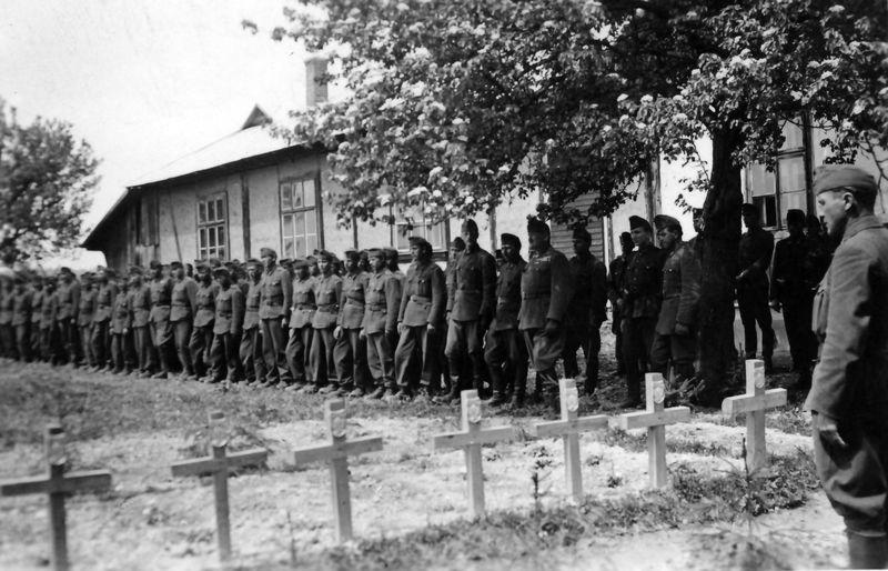 A 24. gyaloghadosztály alakulatai 1944.