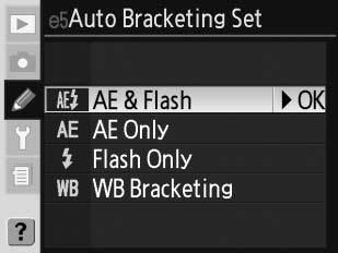 12 A beépített vaku felnyitásához nyomja meg a vaku nyitógombját (ne felejtse el, hogy a beépített vakut akkor is fel kell nyitni, ha Built-in>Flash Mode (Beépített>Vakumód) beállítása --).