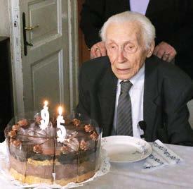 Ennek részleteiről március 13-i lapszámunkban adunk tájékoztatást. Kovács Péter polgármester köszöntötte DOBOKI ANDORT 95. születésnapja alkalmából.