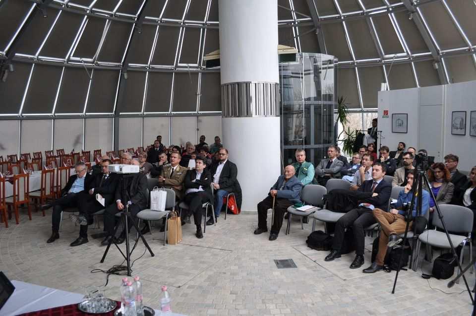 Ennek érdekében a Duna-Dráva Nemzeti Park Igazgatóság, mint az Emlékhely üzemeltetője tudományos konferenciát rendezett a Mohácsi Nemzeti Emlékhelyen 2018.