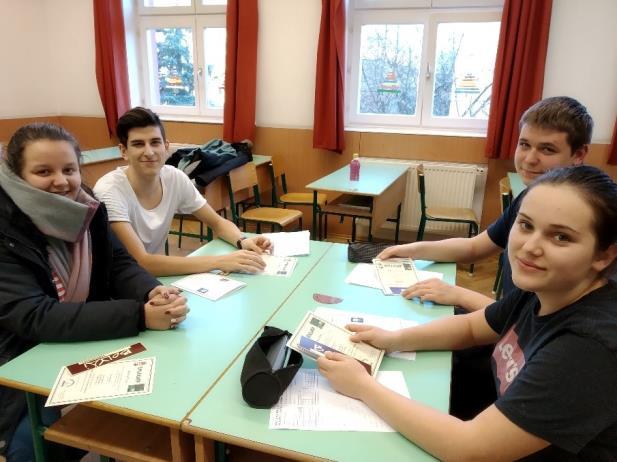 Bolyai Matematika Csapatverseny az Eötvösben Az összedolgozás képessége az egyik legnagyobb érték az életben." 2019. január 11-én 14.