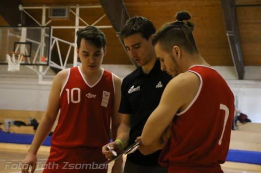 Sportfelügyelet által szervezett fiú