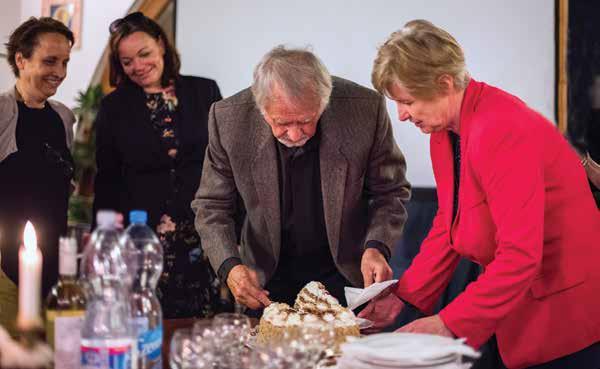 Szőnyi Erzsébetet köszöntöttük 93. születésnapján Háznagy: Szőnyiné Szerző Katalin Május 17. Szabó Mariannét köszöntöttük 85.