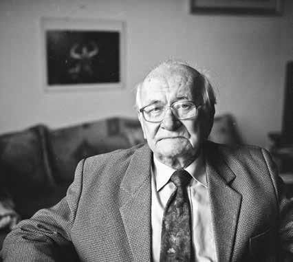 in memoriam 98 Időközben elvált első férjétől, s 1964-ben új házasságot kötött dr. Török Endrével. 1970-től a Vörösmarty Gimnázium tanára lett.