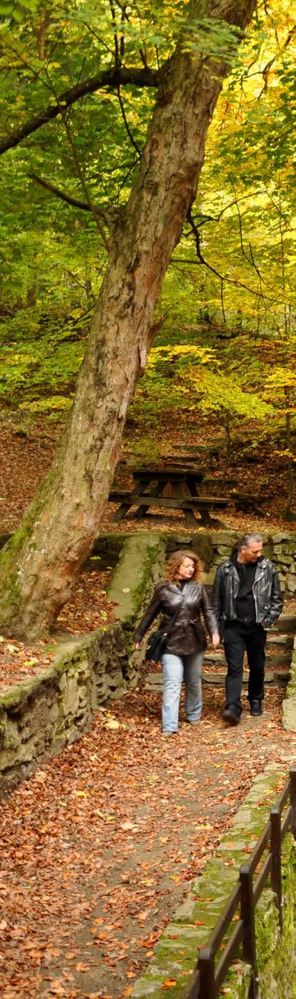 EDEN családbarát programok az Írottkő Natúrparkban Ősz B2B Kőszegi Kulturális Kincskereső: 2 órás városismertető önálló séta, ingyenes (www.naturpark.hu) Jurisics vár M. k.