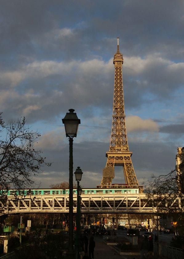 A Bank segíti a Párizshoz hasonló városokat a megújuló energia