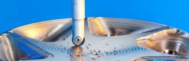So, the development of shape accuracy and surface roughness is becoming more and more important. CAM users can assist with this article with a free-form surface manufacturing.