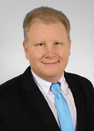 Köszöntő Tisztelettel köszöntöm az X. Országos Énekkari Verseny résztvevőit, a versenyzőket, felkészítő tanárokat és vendégeinket.