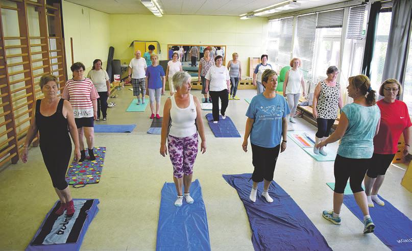 8 kaposvári hírek IDŐSEKEGÉSZSÉGMEGŐRZÉSÉTTÁMOGATJAKAPOSVÁR 65 FÖLÖTT IS FITTEN! Rendhagyó és hagyományteremtő programot hívott életre Kaposvár az utóbbi hónapokban.