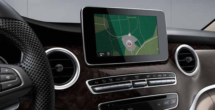 40 Infotainment-művész. A COMAND Online 1 multimédia-rendszer minden igényt kielégít a gépkocsiban a tájékozódás, informálódás, szórakozás, navigáció és kommunikáció terén.