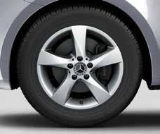 com honlapon vagy közvetlenül Mercedes-Benz partnerénél kaphat Információt.