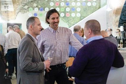 Műsort vezet, fennmaradó idejében és energiájával pedig a fogyatékkal élőkön segít az ország