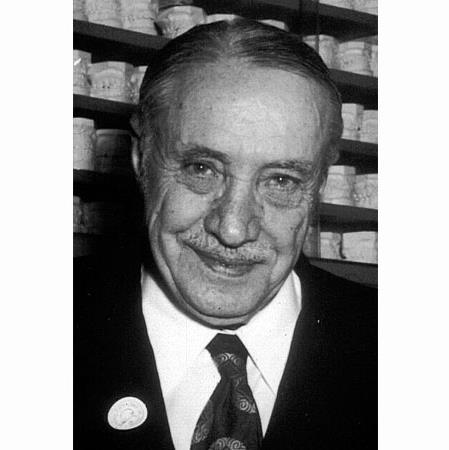 PERCY RAYMOND BEGG 1898-1983 Angle tanítványa volt