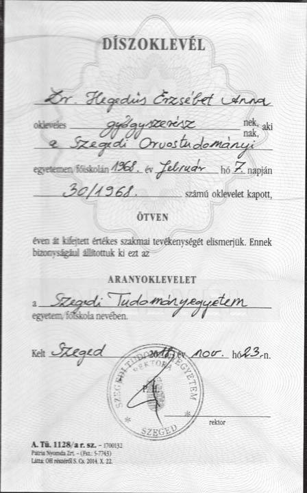 használtuk. Fúvószenekari kísérettel adta elő az említett művet.