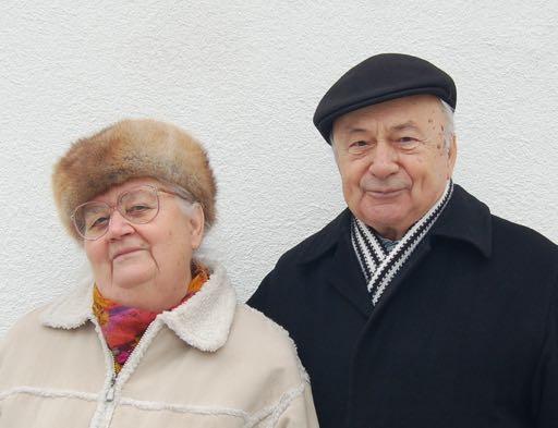 4 Visszatekintés az elmúlt 35 évre Visszaemlékezem a régi napokra, végiggondolom minden tettedet, elmélkedem kezed alkotásain.