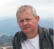 Iskoláimat a Somogy megyei Nagyatádon kezdtem, itt érettségiztem 1989-ben.