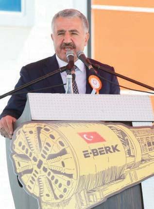 Arslan, Türkiye`nin dünyada tünel delme makinesi üreten 8 ülkeden biri olduğunu, E- Berk in 8 metre çapında tünel delme makinesi projeleri için her türlü desteği vermeye hazır olduklarını söyledi.