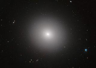 Galaxisok Csillagok, csillagközi anyag, sötét anyag stb.