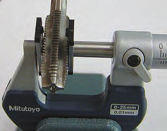 3-huzalos egységek Huzalátmérő DIN 2269, 1-es osztály pontosság Mérőhuzal tűrése ±1 µm Tartalom 18 csúcspár ø,17