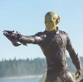 Ez sokáig izgalmas hátteret biztosít az amúgy űroperás történéseknek, ugyanis a Marvel Kapitány jó része hagyományos, régimódi űrkaland, így ezzel is tökéletesen illeszkedik a Marvel azon