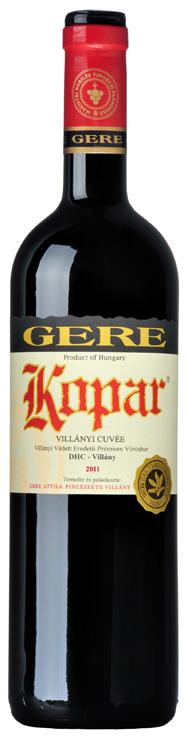 VILLÁNYI CLASSIC CABERNET SAUVIGNON VYLYAN PINCÉSZET 2013 VILLÁNYI KOPAR CUVÉE GERE ATTILA 2013 / 2015 A villányi föld jellegzetességei természetesen nyomot hagynak a szőlőszemek ízén, de egy