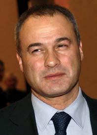 Indice Tartalom Economia Gazdaság Editoriale Az elnök üzenete... 1 dal Direttore A lapigazgató üzenete... 3 ECONOMIA / GAZDASÁG Mutui in valuta estera... 5 Kölcsönök devizában.