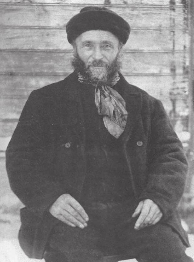 Junssá-Erke (Erik Johnsen, 1844-1941). Junssá-Erke lei várra riegádan 1844 (dahje 1841). Son elii measta 100 jagi boarisin.