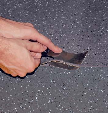 Welding should be made either by an automatic (self-travelling) or manual welding machine.
