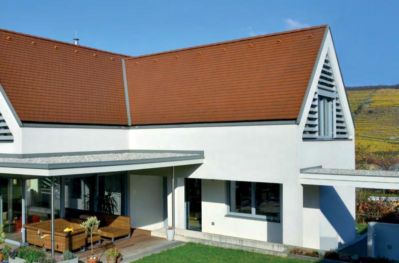 A tető formája, a tetőcserép karaktere, színe alapvetően meghatározza a házunk, épületünk stílusát.